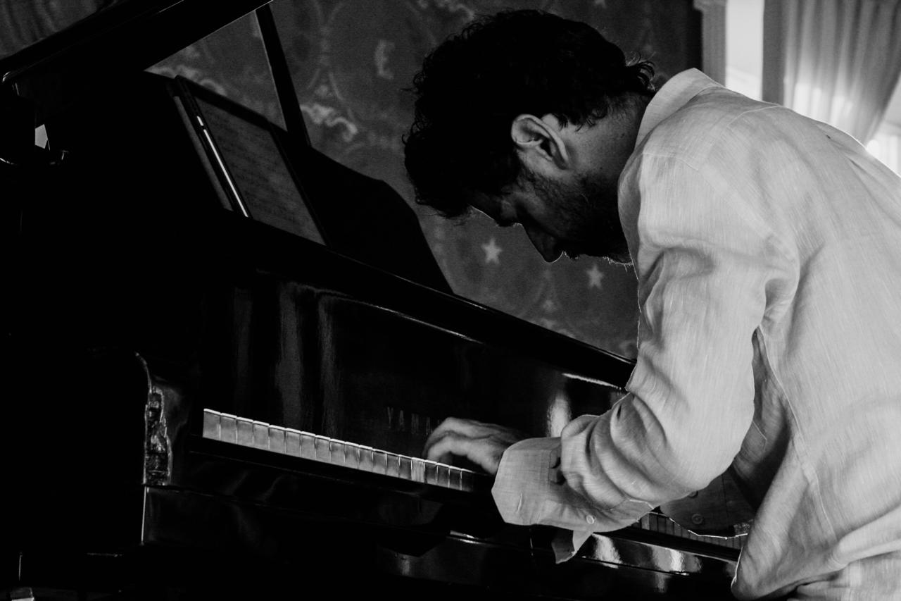 Vila das Artes recebe concerto de piano ‘Metamorphosis’ na Escola Pública de Música
