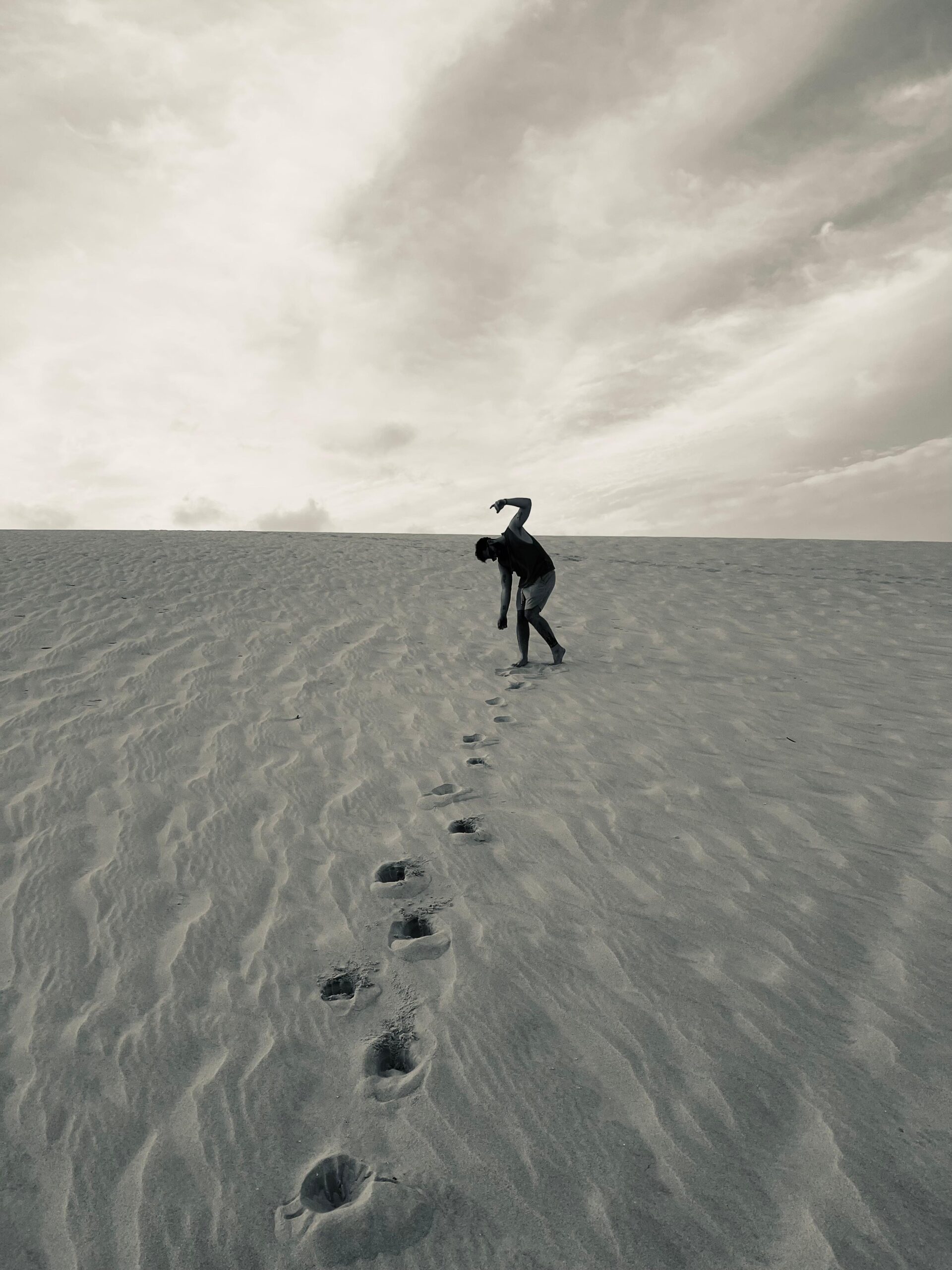 Escola de Artes Visuais da Vila das Artes abre 10 vagas para a oficina ‘Poesia Corpoética’