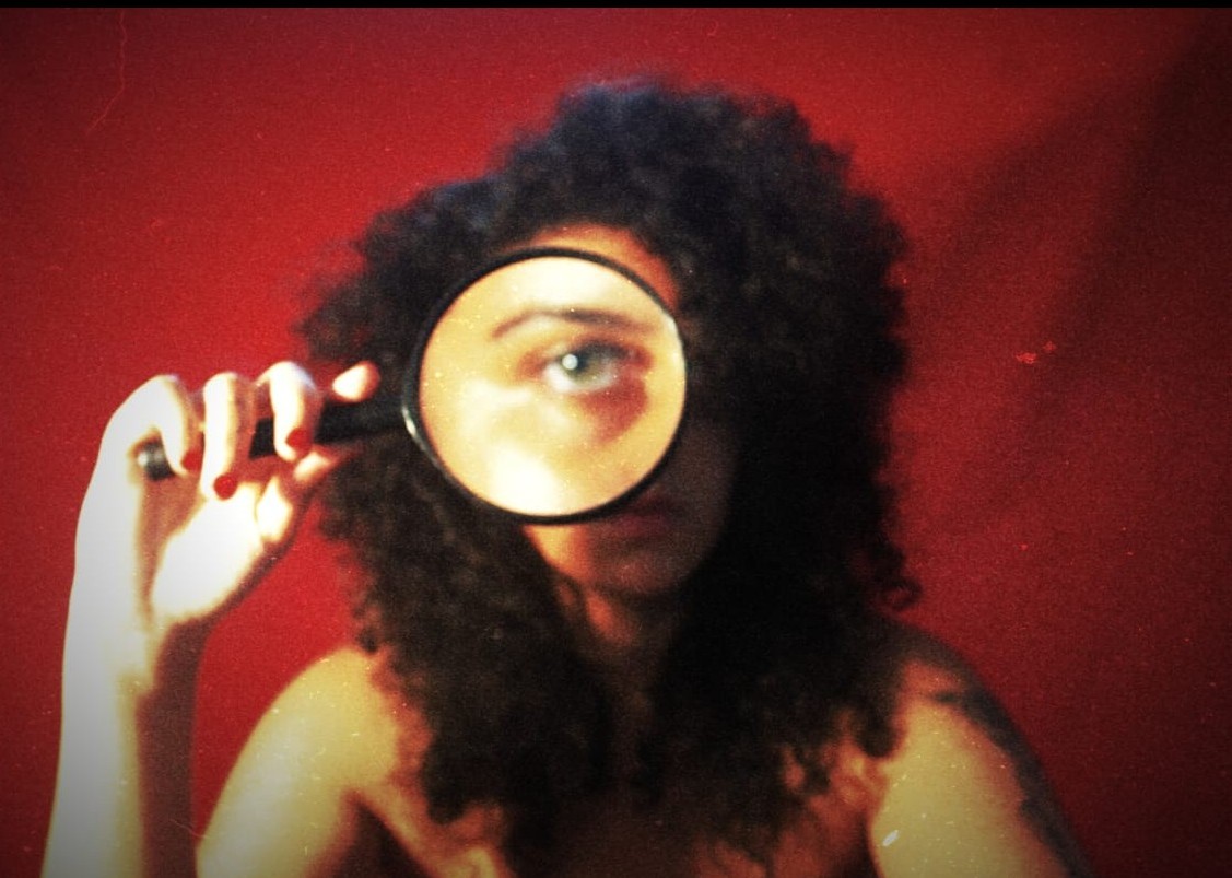 Escola de Artes Visuais da Vila das Artes abre 15 vagas para a oficina ‘Corpo em Foco: Desconstruindo Imagens’