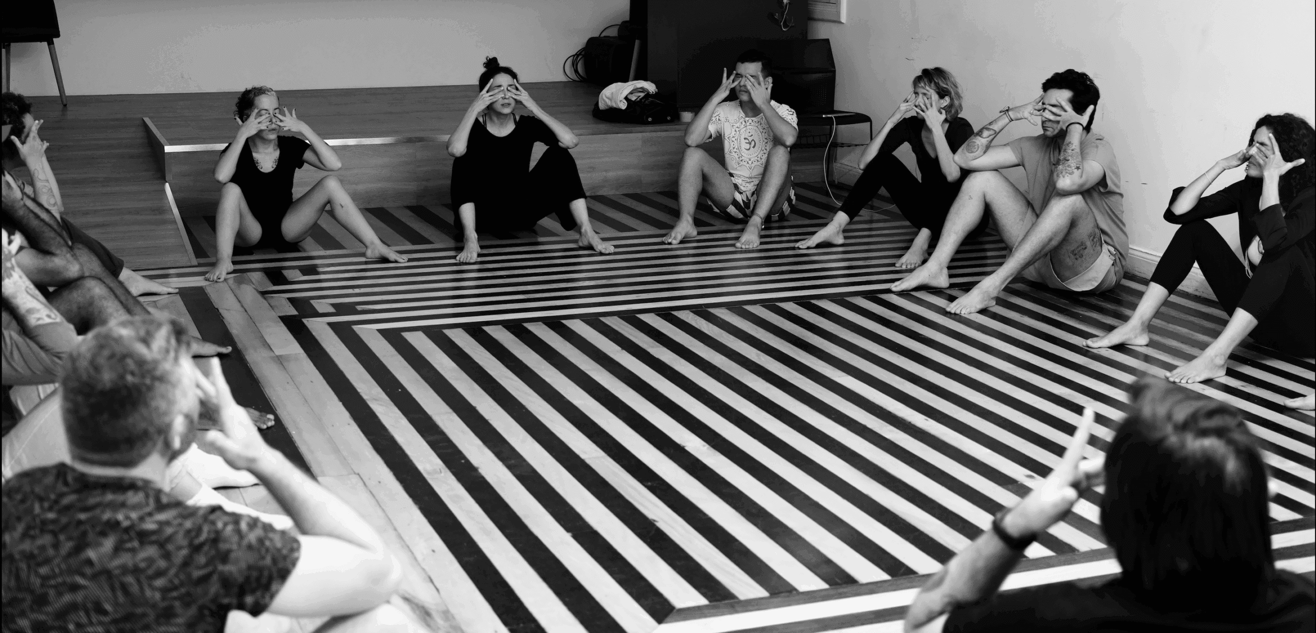 Escola de Artes Visuais da Vila das Artes abre 20 vagas para a oficina ‘Poéticas do Corpo em Cena’