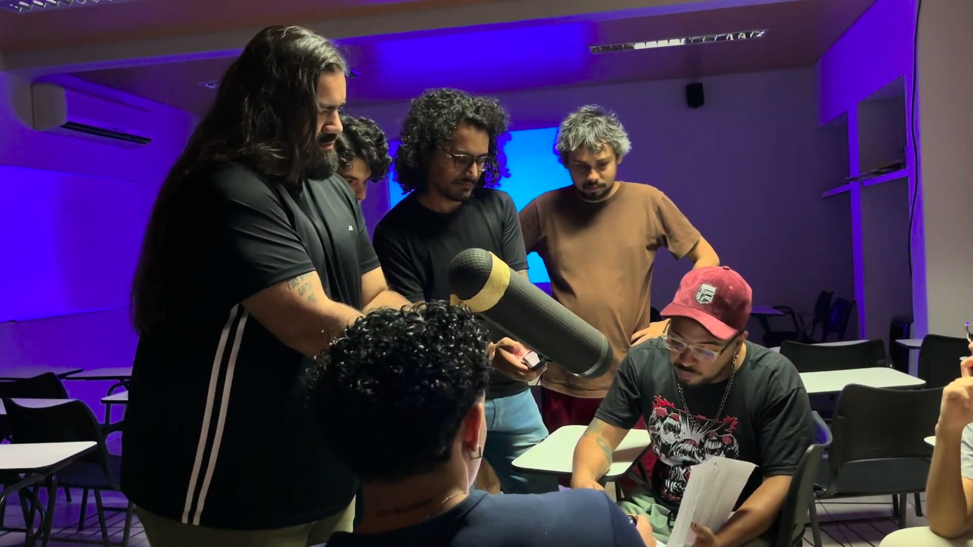 Vila das Artes segue com inscrições abertas para cursos de teatro e audiovisual e abre exposição no Theatro José de Alencar