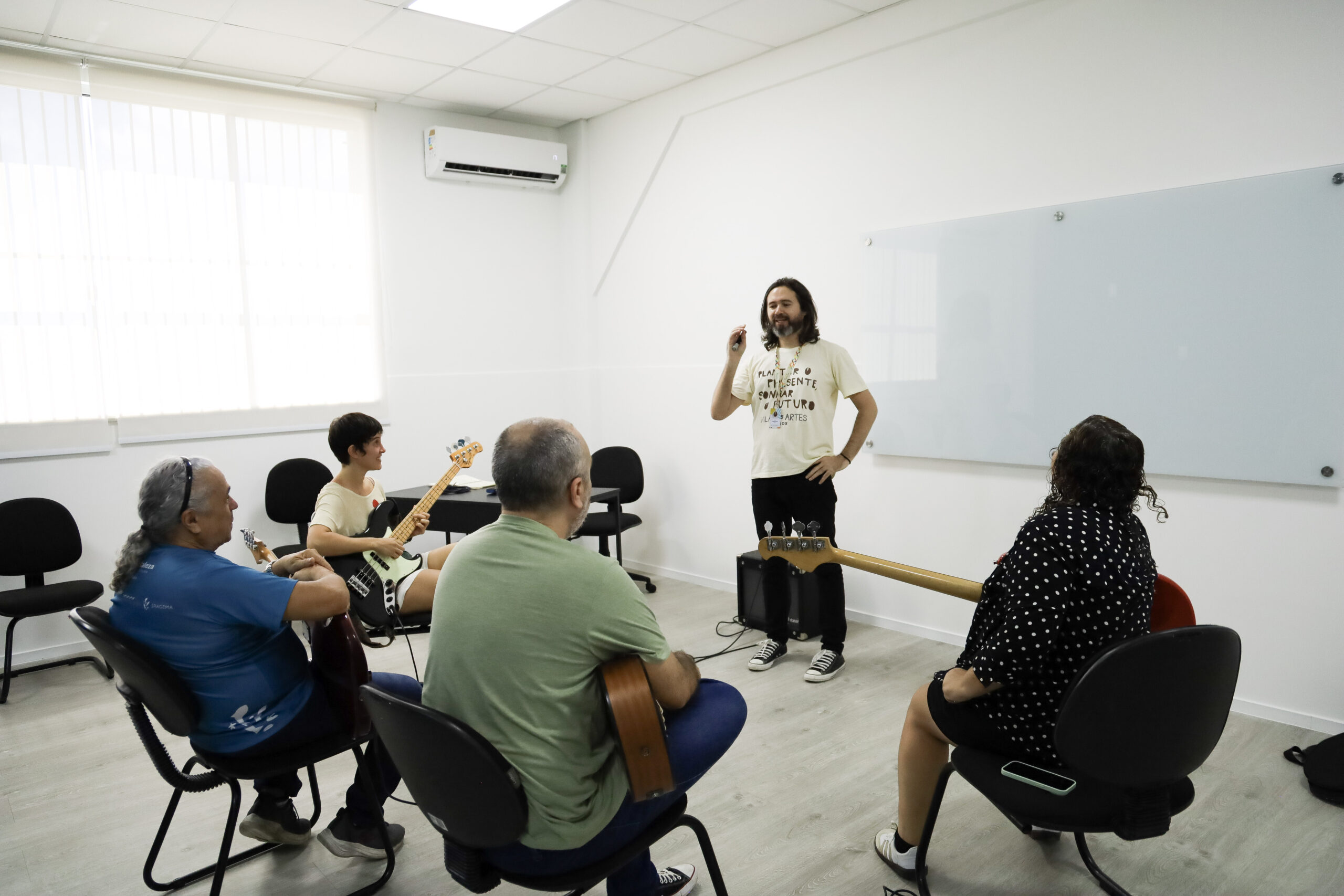Vila das Artes realiza programação especial de reabertura da Escola Pública de Música com atividades gratuitas