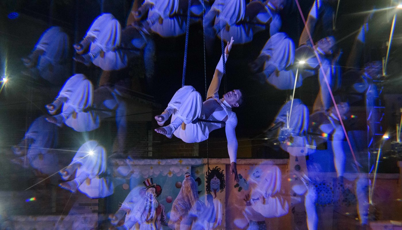 Grupos de estudos, minicurso, treino livre de circo e edital de palhaçaria integram programação semanal da Vila das Artes