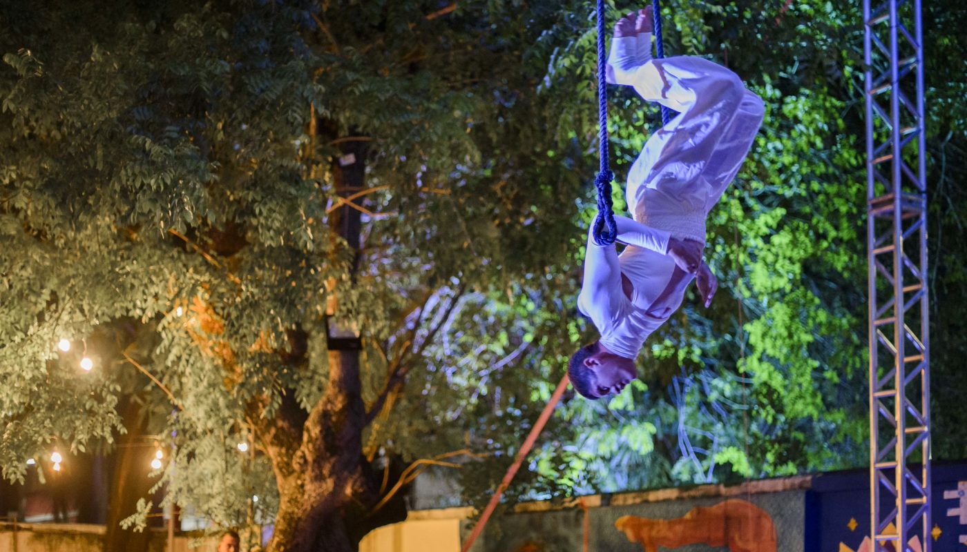 Escola de Circo da Vila das Artes promove treinos livres de aéreos para profissionais da cena