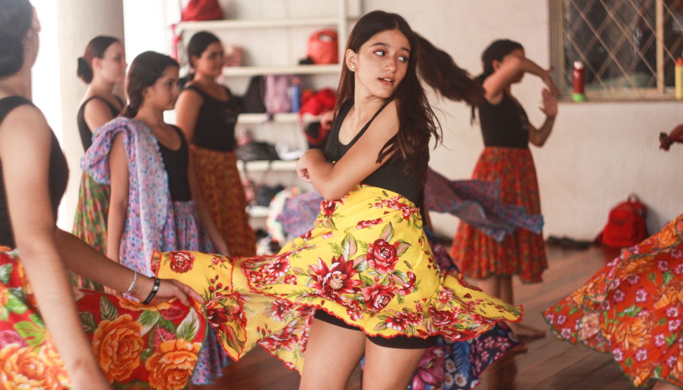 ‘Dançando na Vila’: Escola de Dança da Vila das Artes promove oficinas gratuitas com 80 vagas