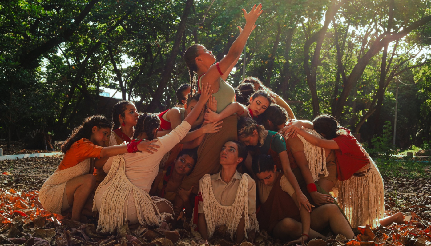 Escola Pública de Dança da Vila das Artes apresenta espetáculos de final de ano no Theatro José de Alencar