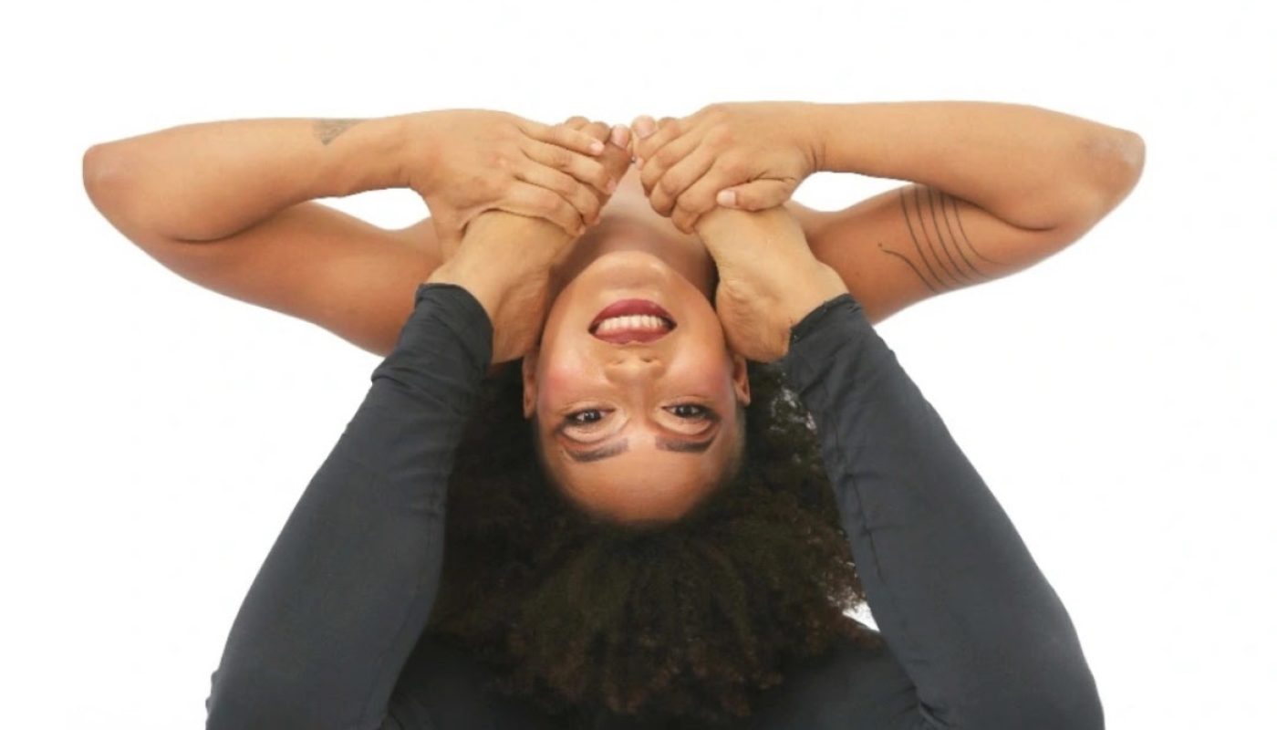 Vila das Artes abre inscrições para oficina de anatomia aplicada à flexibilidade, com a contorcionista Shayana Santos