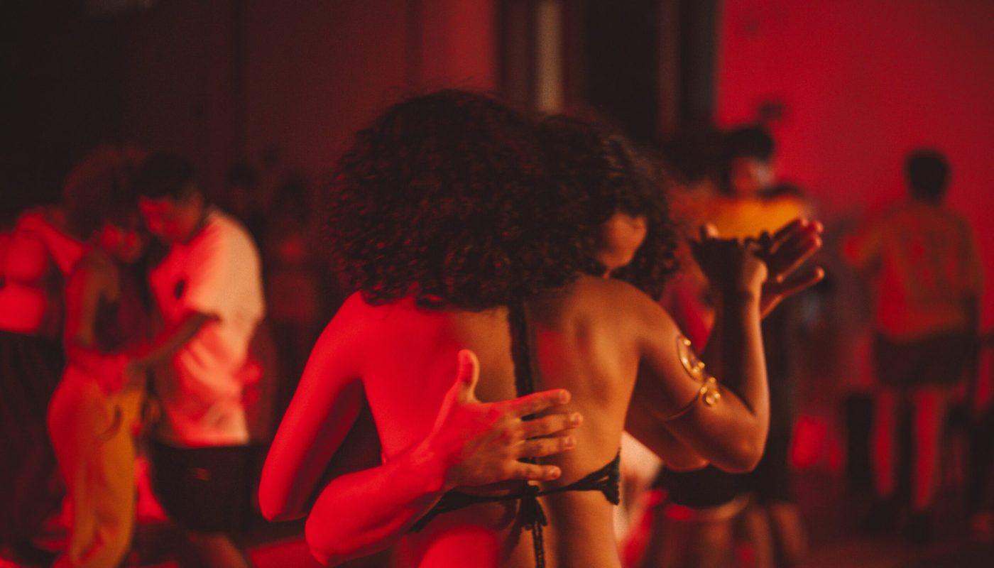 Vila das Artes abre inscrições para oficina de dança contemporânea com foco em poéticas periféricas e afrodiaspóricas