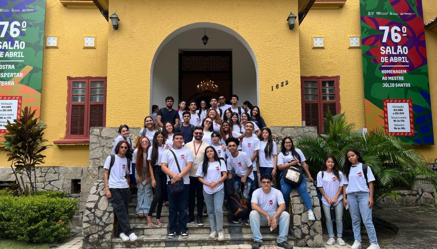 Mais de 600 pessoas já visitaram o 76º Salão de Abril na primeira semana de exposição